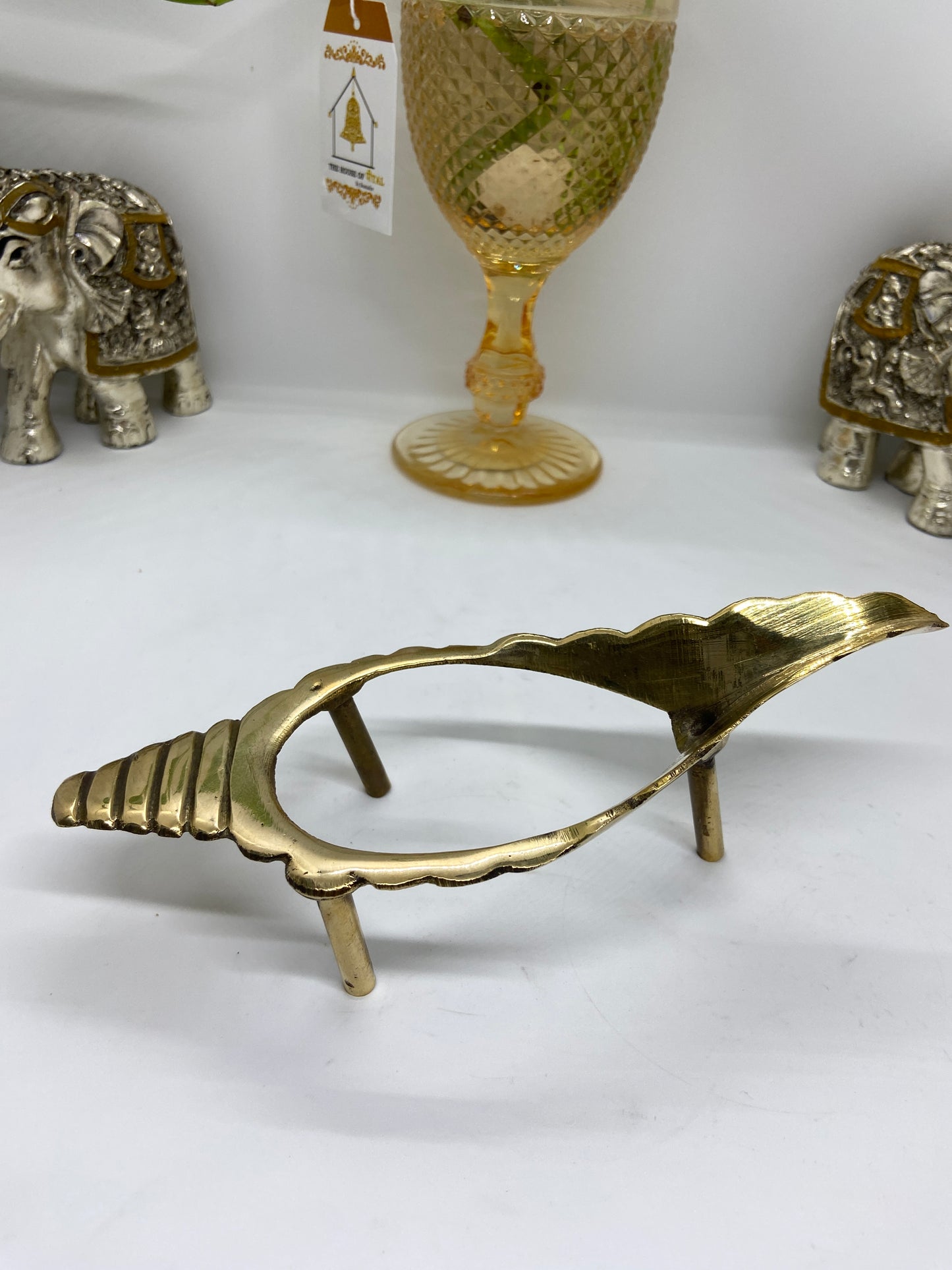 Vishnu Shankh with stand (830 gm + 100g)