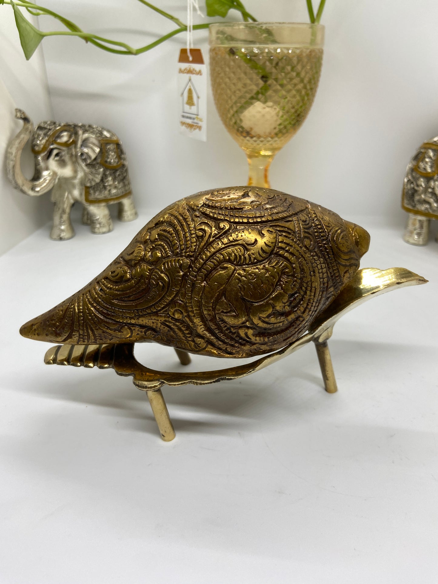 Vishnu Shankh with stand (830 gm + 100g)