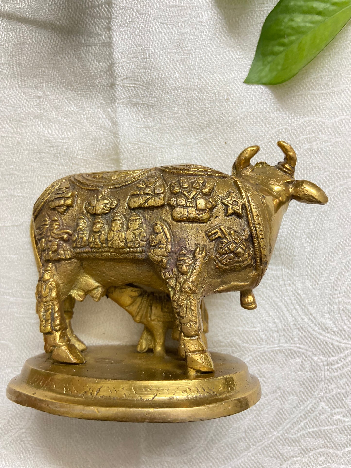 Kamdhenu Cow (835g)